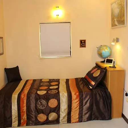 Дом отдыха South Village Townhouse *